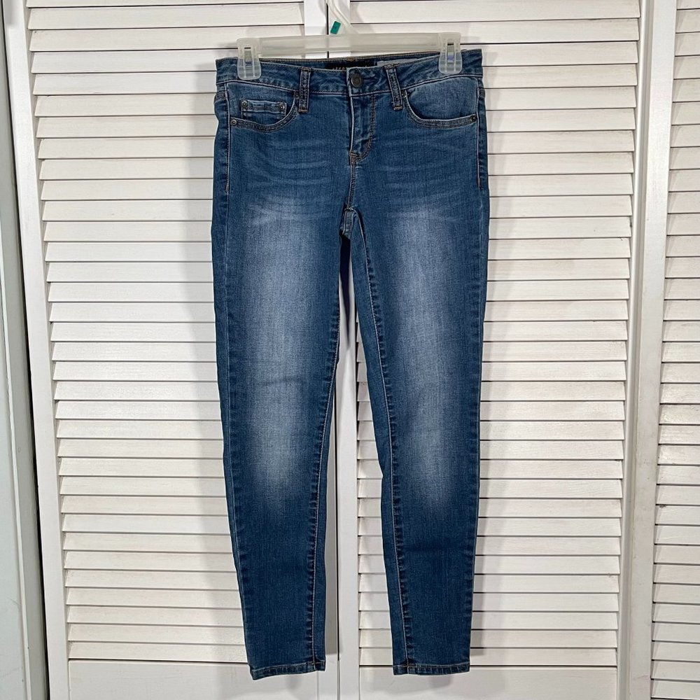 Aeropostale Blue Denim Stretchy Low Rise Jegging Jeans